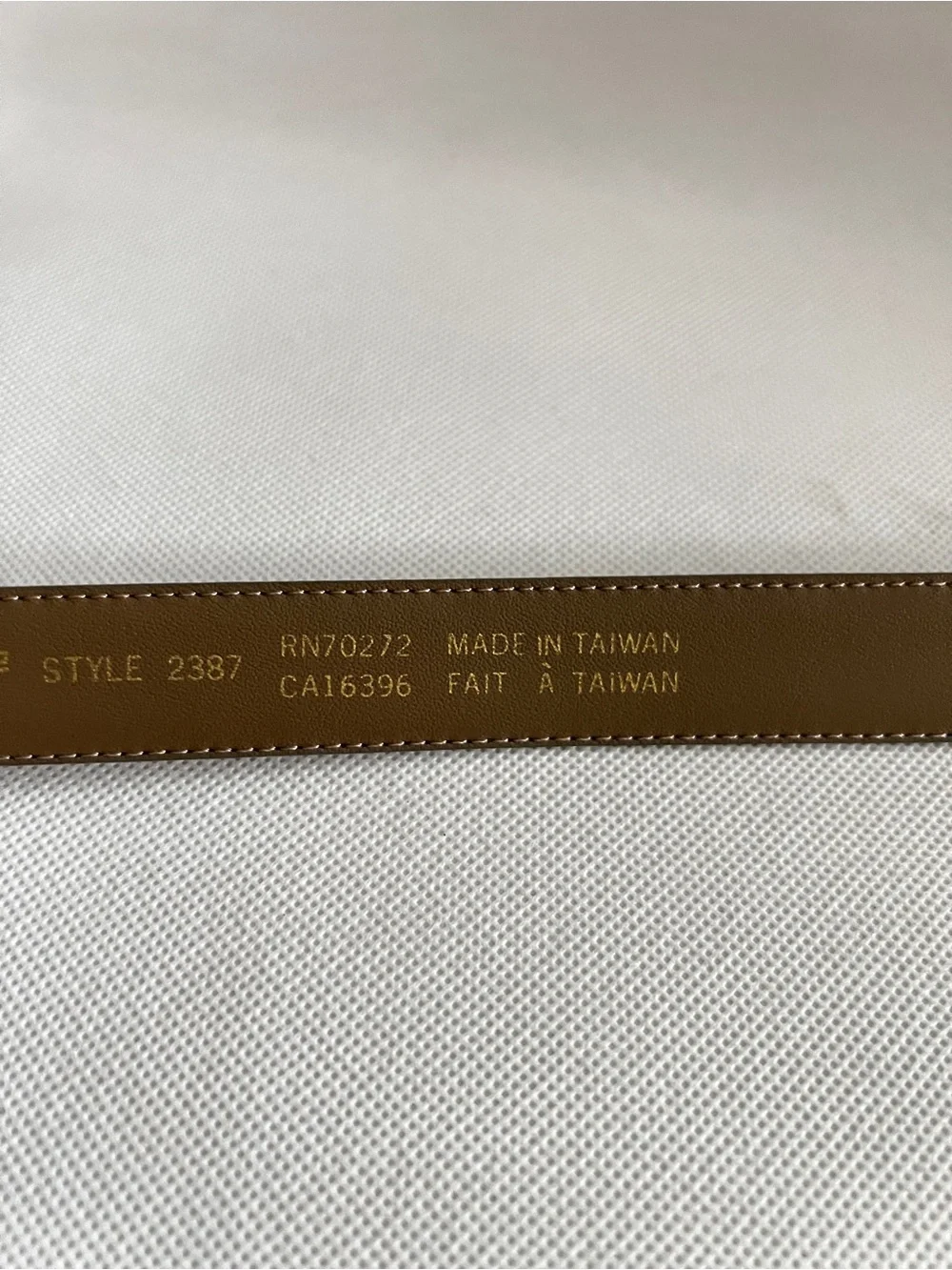 Vintage Liz Claiborne Full-Grain Leather Gray Belt Gold Tone Hardware Buckle M